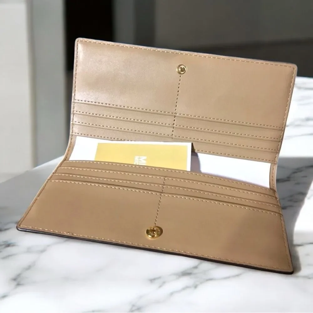 Michael Kors elegant michael